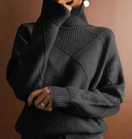 Lockerer Strickpullover mit hohem Kragen
