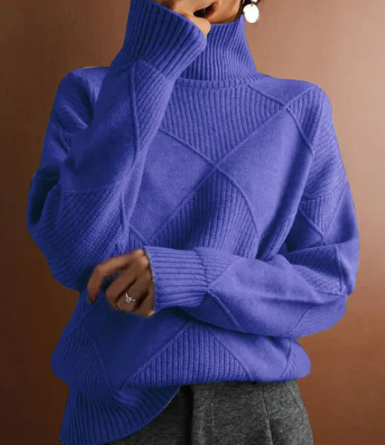 Lockerer Strickpullover mit hohem Kragen